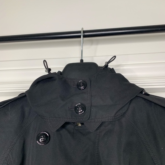 Burberry Black Trench Coat - Picture 4 of 16